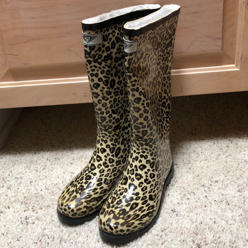 Leopard print rain boots